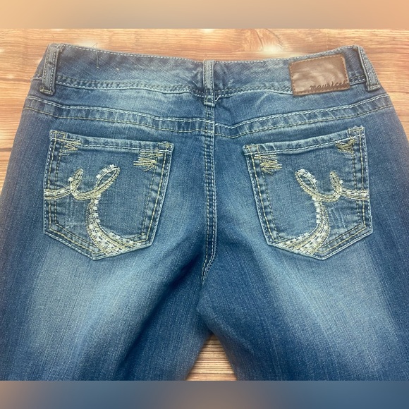 Maurice’s Flare leg Jeans Women’s - Picture 6 of 7